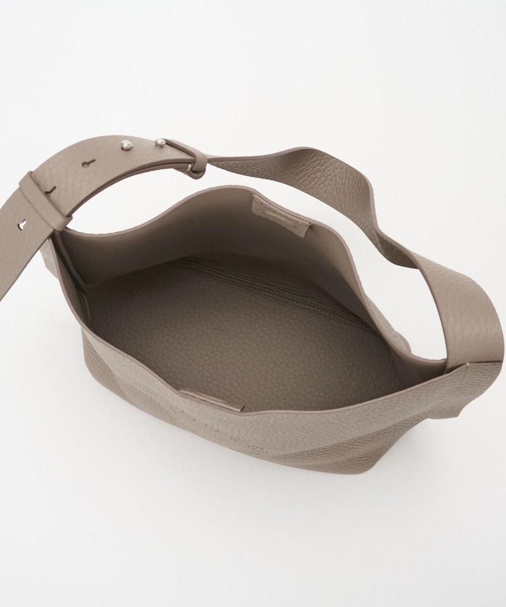 IACUCCI ルオータ ワンハンドルトート ALCE 