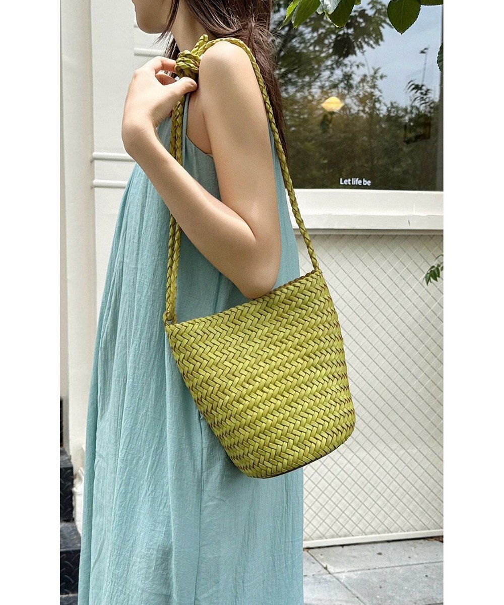 style code 大人の夏を軽やかにする 牛革 メッシュ バケットショルダー 