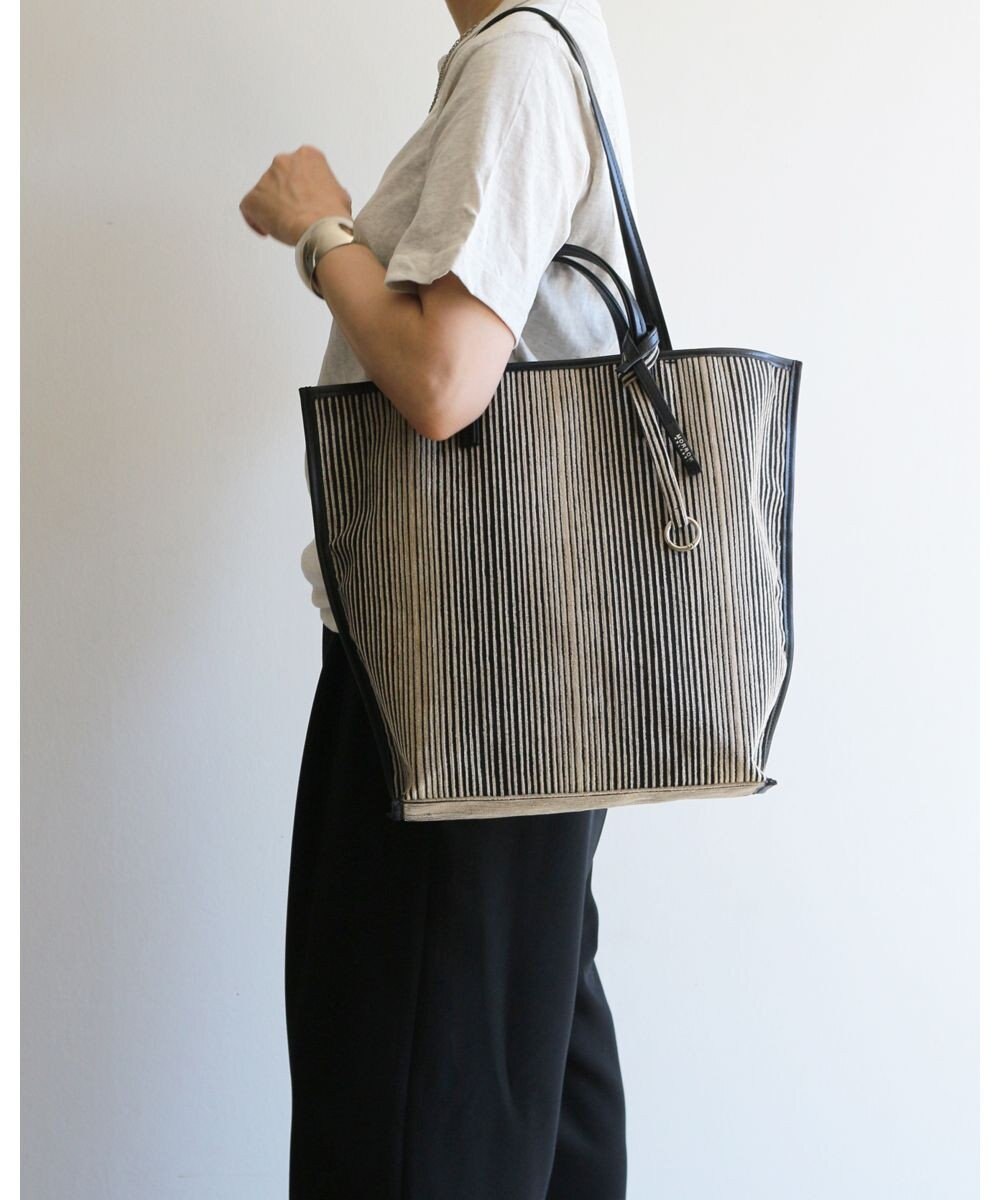 MORROW by thank 【A4サイズ収納可/軽量】VIVIAN MIDDLE 