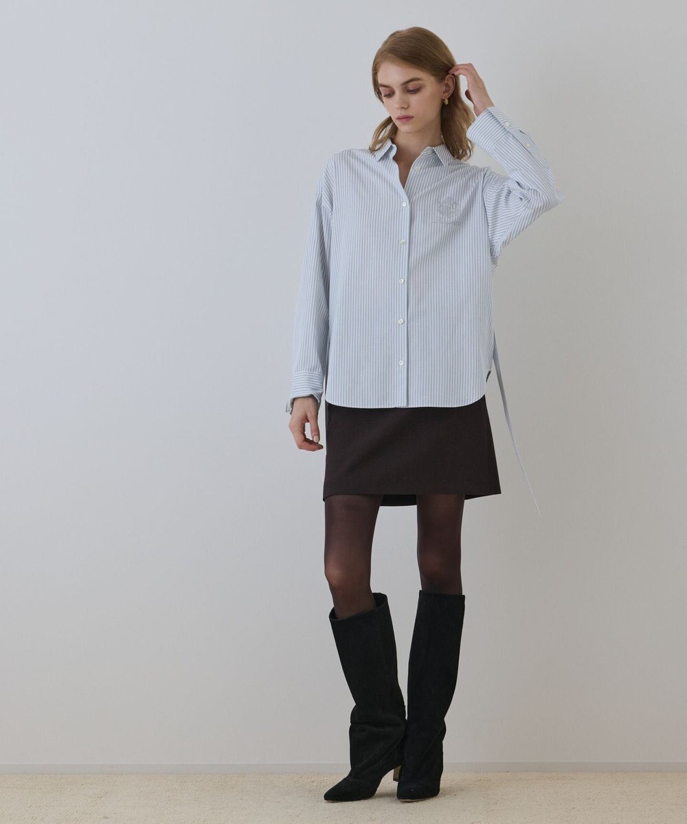 GRACE CONTINENTAL エンブレム刺繍シャツ 