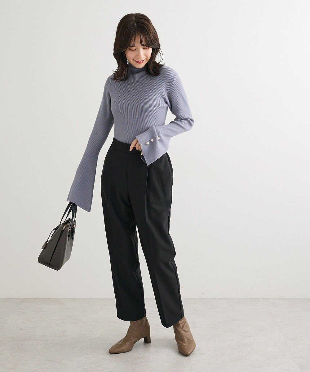 Green Parks ・ｓｗｉｎｇ　ｂｙ　袖パールボタンフレアリブニット 