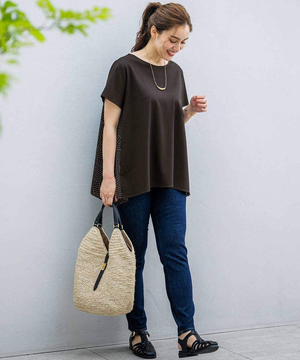 23区 L 【Lサイズ限定/洗える】スカーフプリントコンビ バックフレア カットソー 