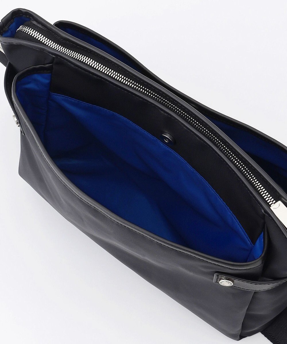 LA BAGAGERIE 【撥水ナイロン】ベーシックショルダー 