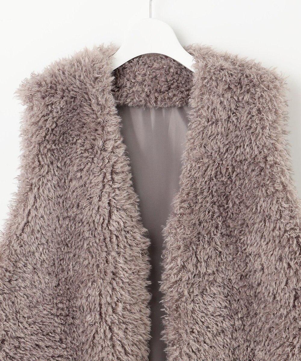 Feroux プードルファーベスト 