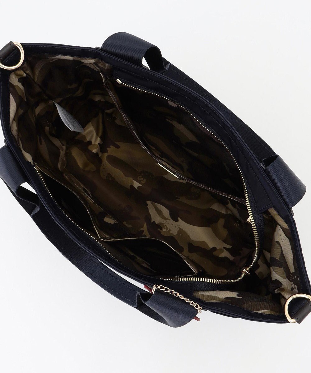 LA BAGAGERIE 【LA BAGAGERIE×HELLO KITTY】リボンチャーム付き　デイリートート　Sサイズ 