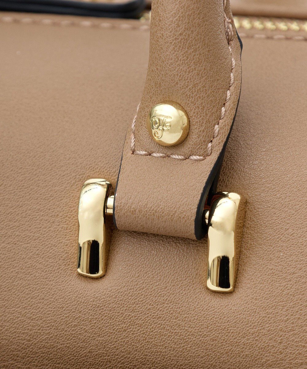 Maison de FLEUR マットワイドボストンバッグ 