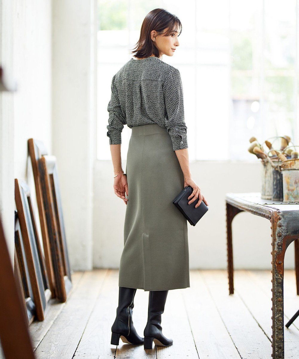 ICB 【人気のため新柄追加・洗える】Back Satin Amunzen キーネック長袖ブラウス 