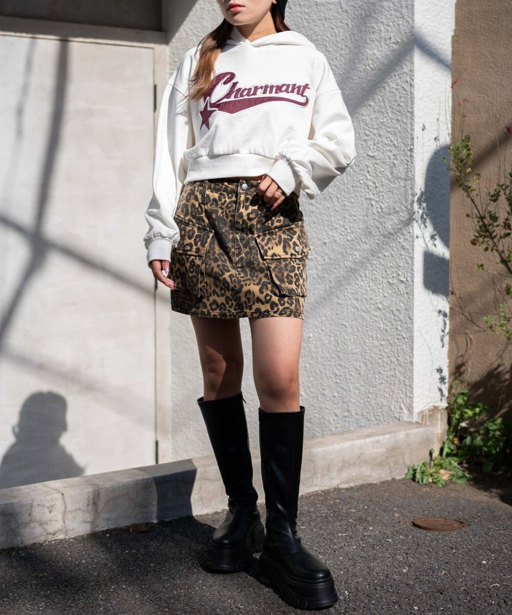 WEGO スタジアムロゴショートプルパーカー 