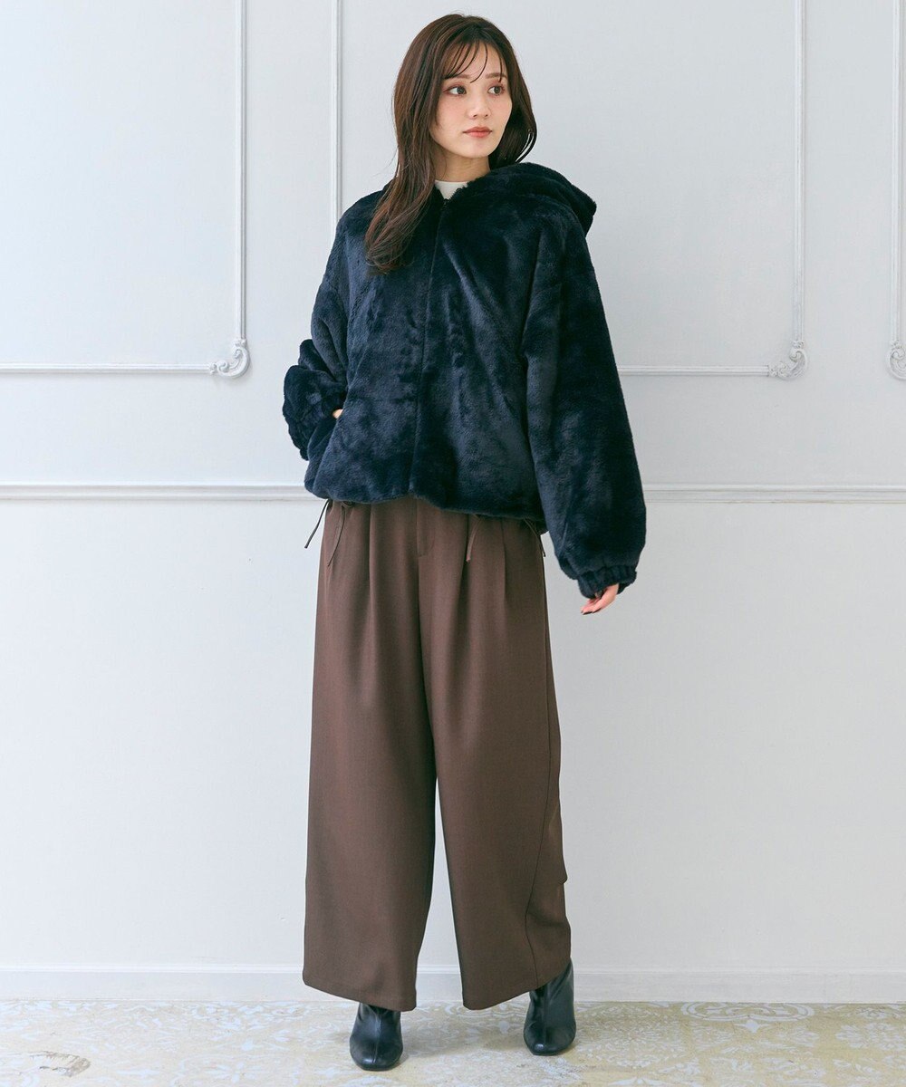 Feroux フード付きフェイクファー パーカー 