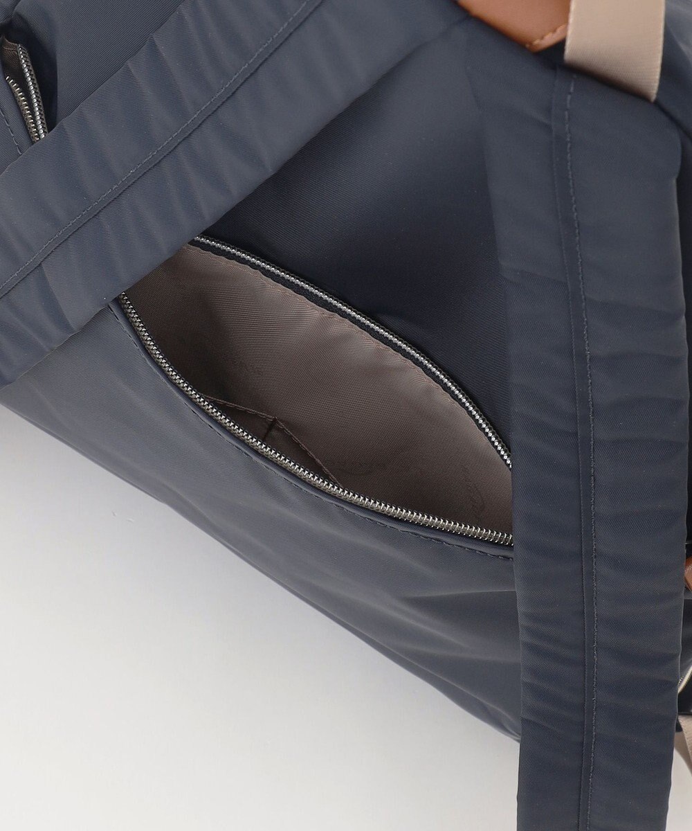 LA BAGAGERIE トライアングルリュックサック 