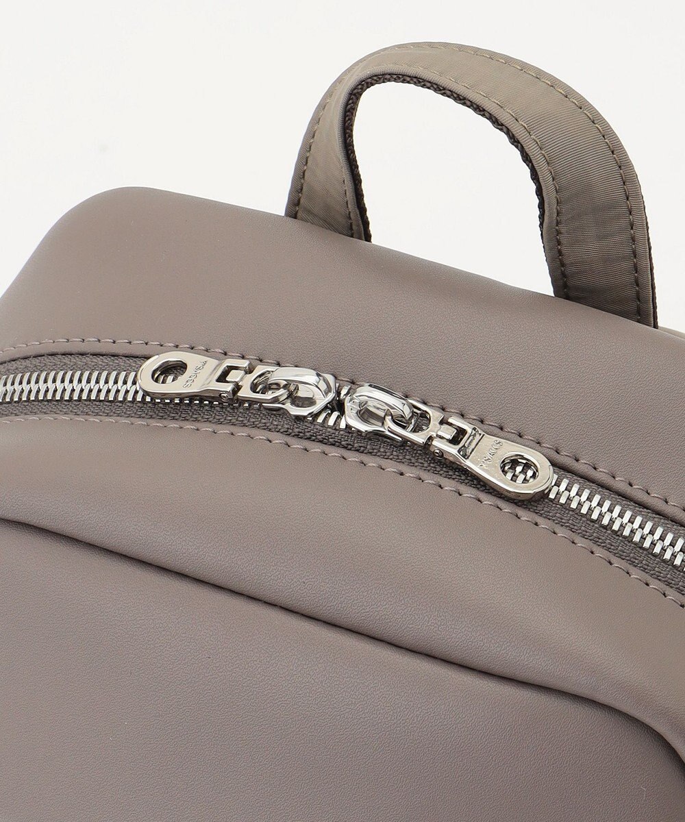 Y'SACCS 【ムック本掲載】ブロックモチーフリュックサック 