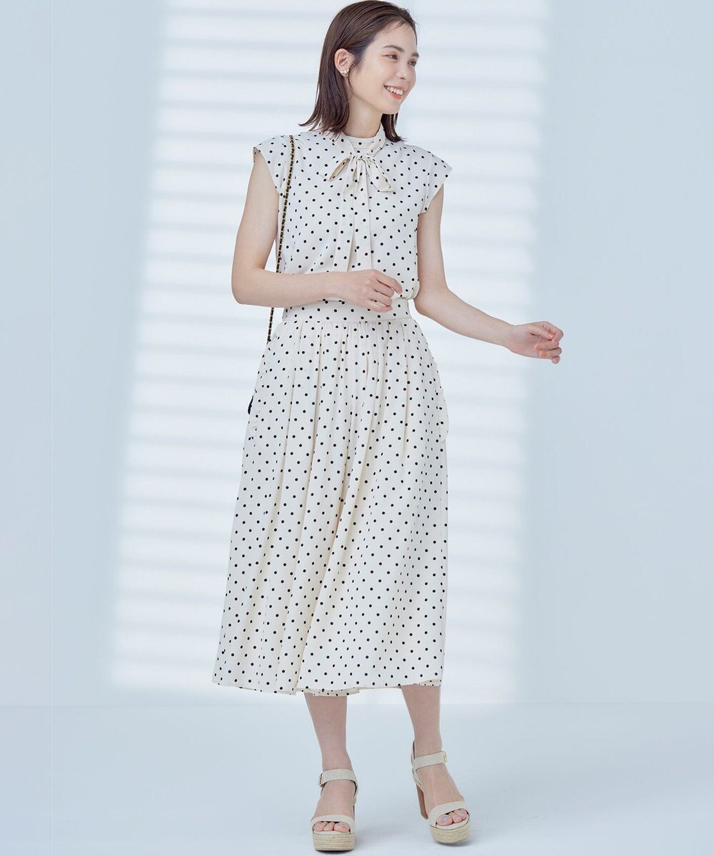 組曲 L 【WEB限定】ドットプリントデシン フリルパンツ 