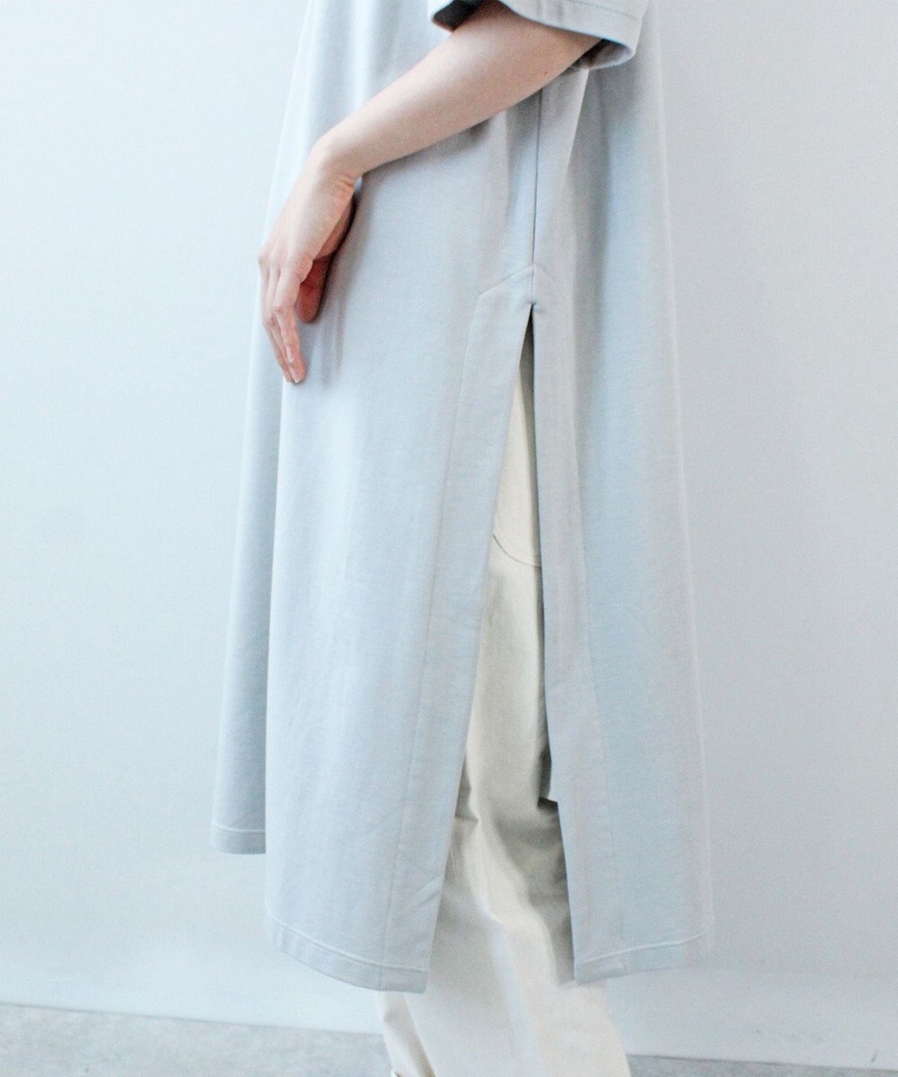 WHITE MAILS HIGH GAUGE URAKE HAIF SLEEVE SIDE SLIT ロングワンピース 