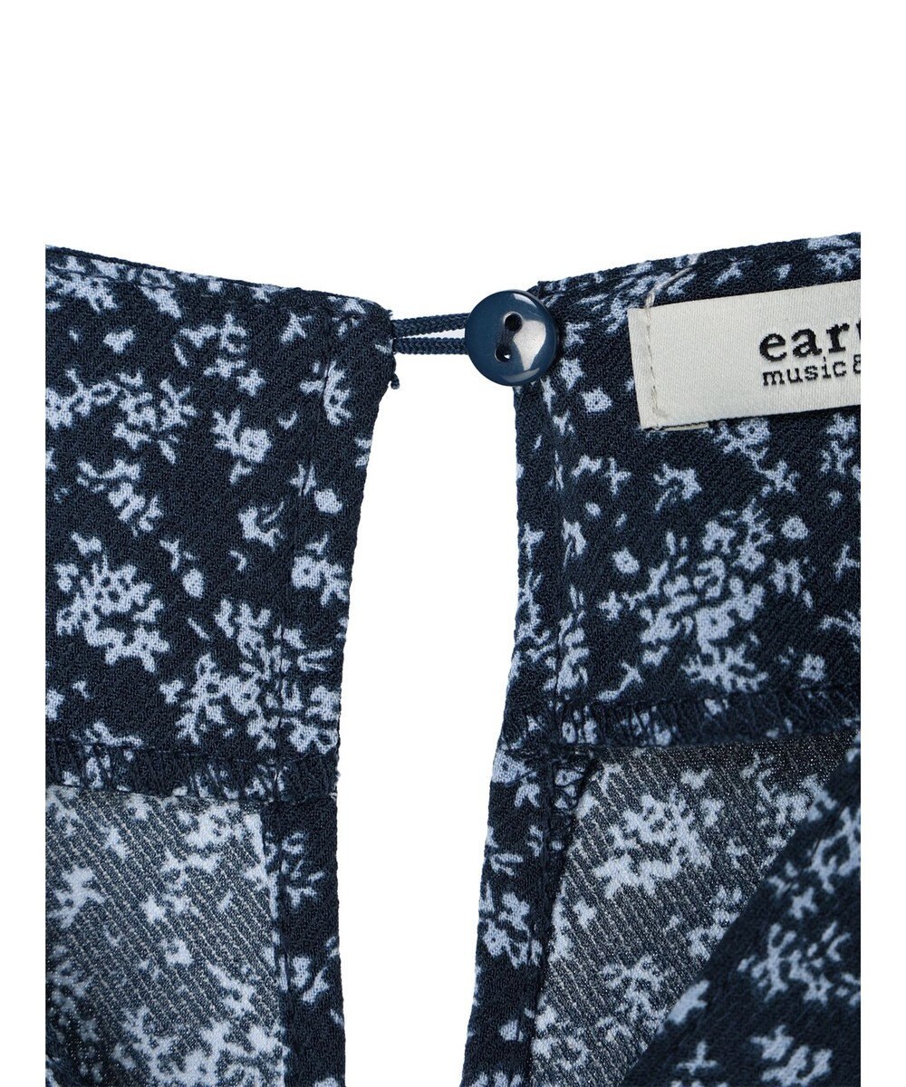 earth music&ecology 小花柄Ｖネックワンピース 