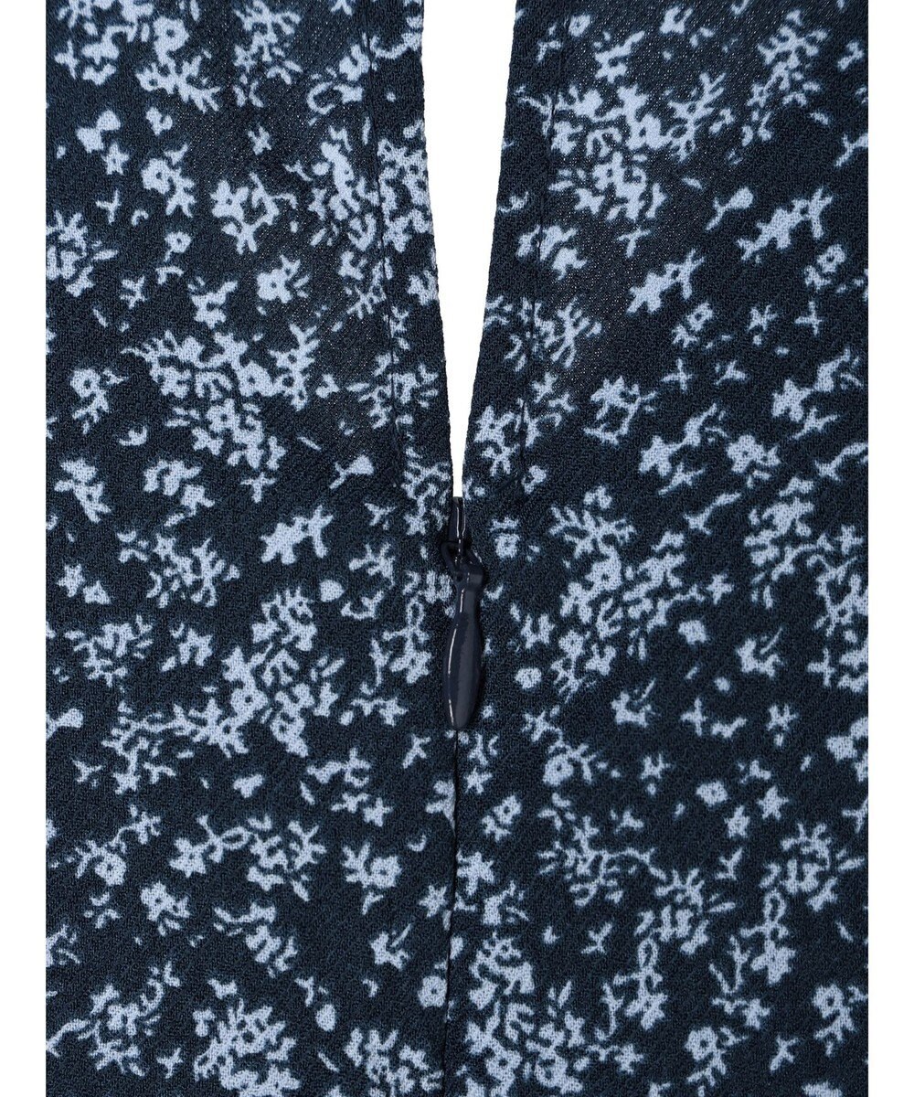 earth music&ecology 小花柄Ｖネックワンピース 