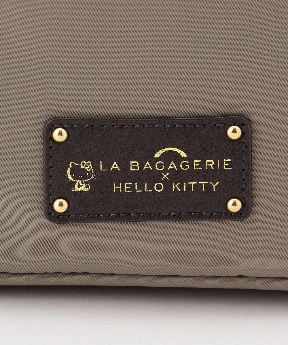 LA BAGAGERIE 【LA BAGAGERIE×HELLO KITTY】リボンチャーム付き　デイリートート　Sサイズ 