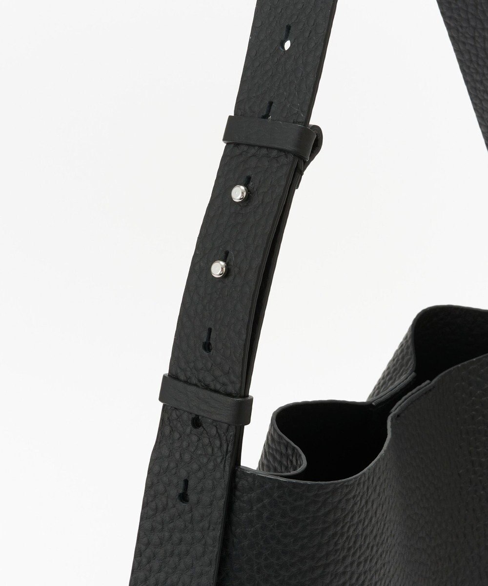 IACUCCI ルオータ ワンハンドルトート ALCE 