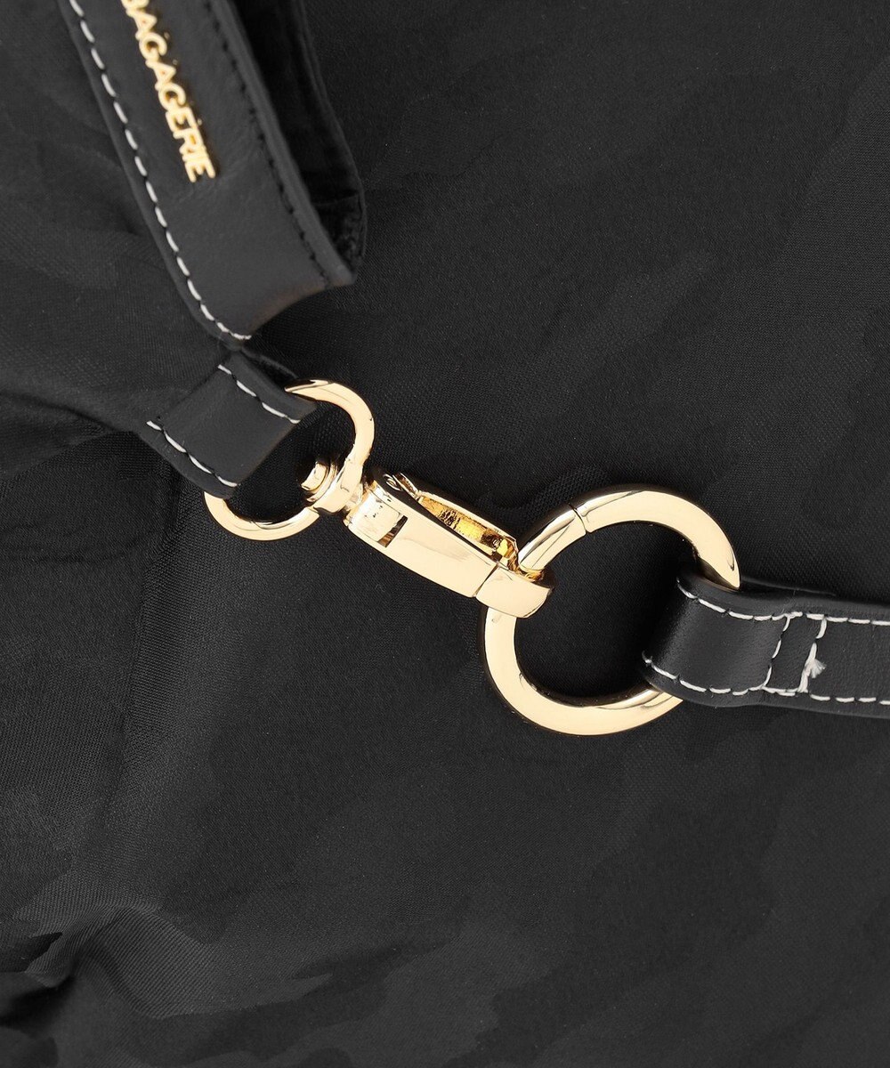 LA BAGAGERIE カモフラジャカード はっ水スマートリュック 