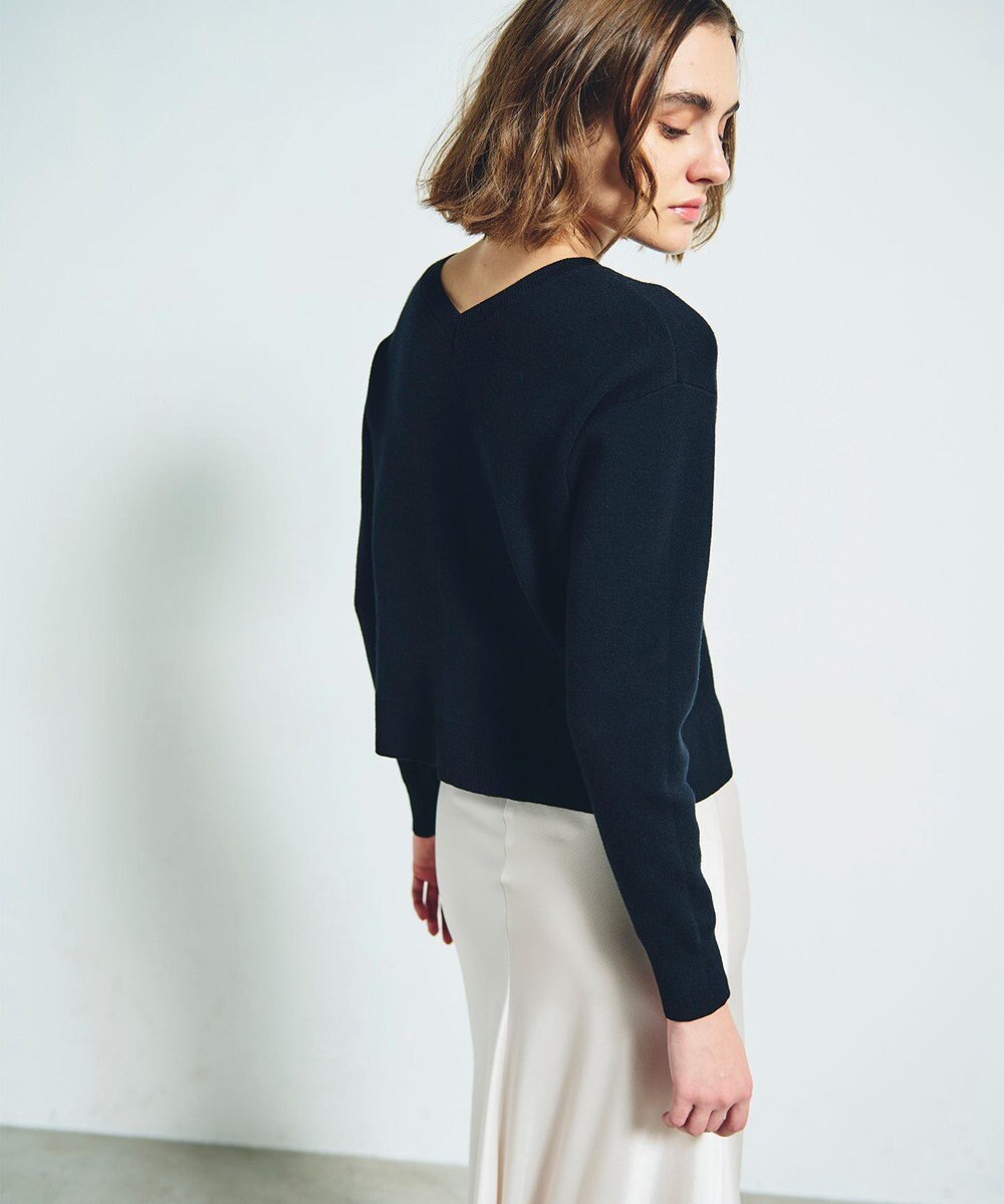 GRACE CONTINENTAL ロゴビジューニットトップ 