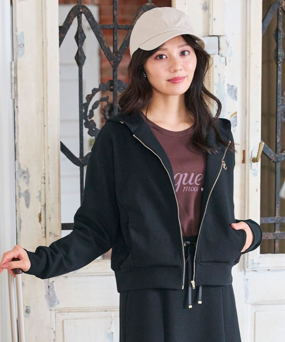 Feroux アイコン刺繍 ダンボール パーカー 