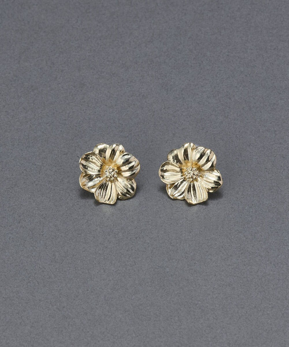 Phoebe フレグラントフラワーメタルピアス 