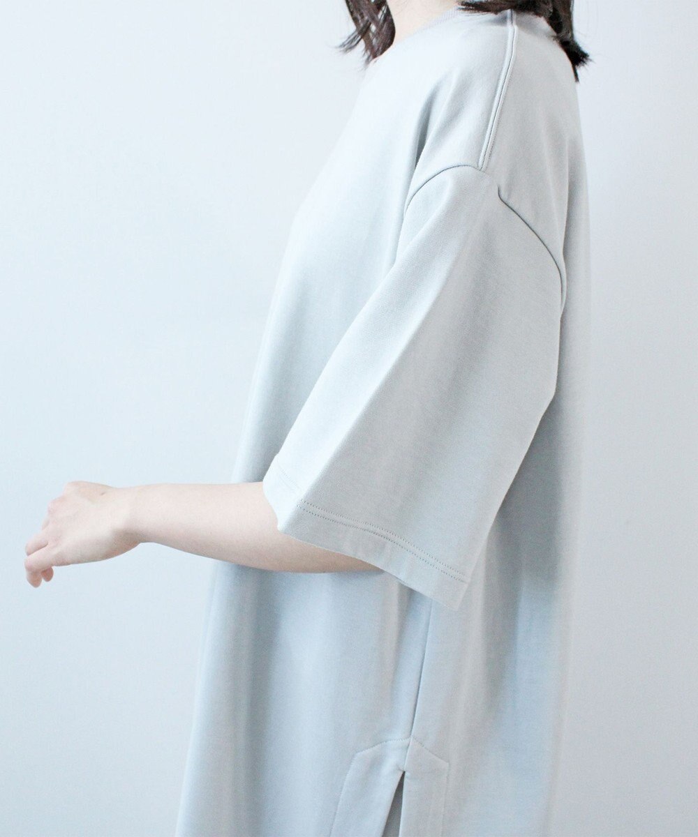 WHITE MAILS HIGH GAUGE URAKE HAIF SLEEVE SIDE SLIT ロングワンピース 