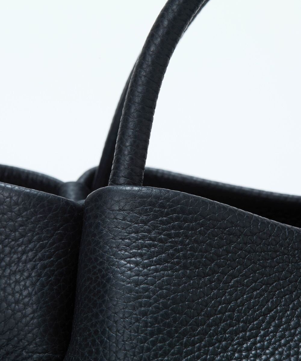 TOPKAPI 【Breath TOPKAPI】シュリンクレザー ショルダー付き ミニ トートバッグ / チャーム付き 