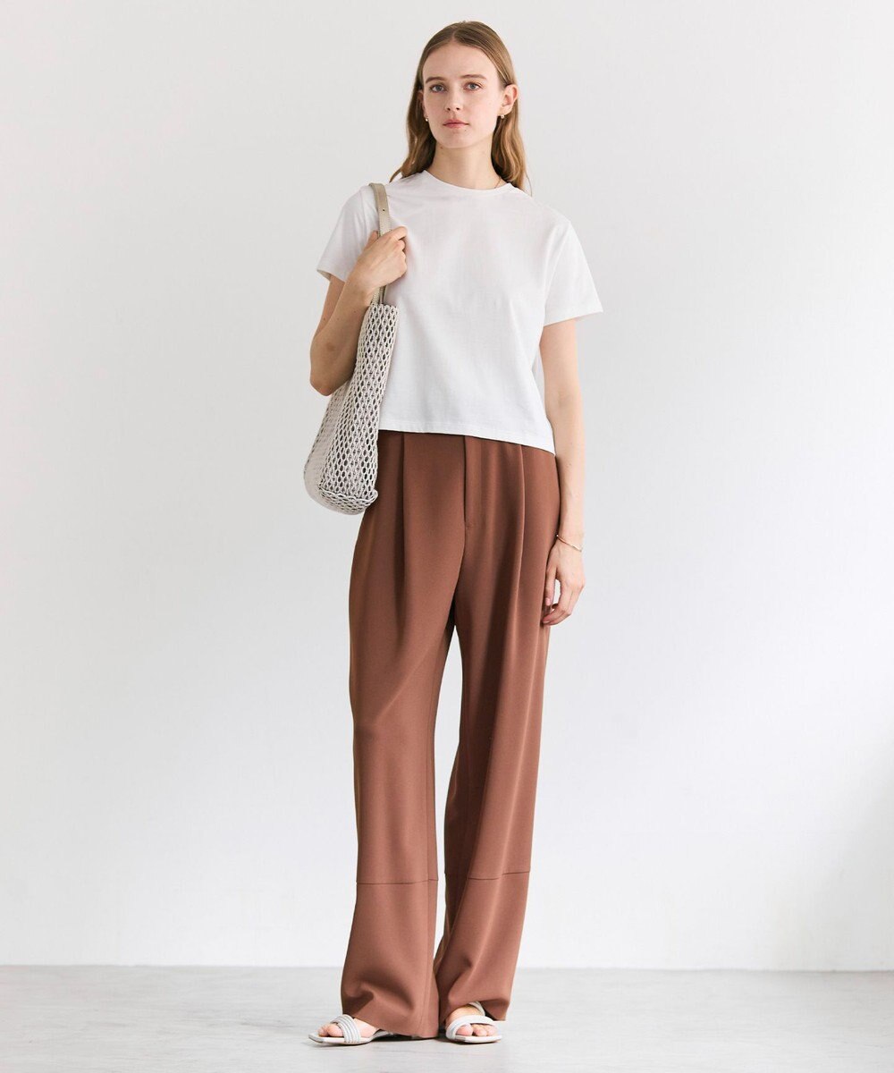 BEIGE， GYPSUM / シルキータッチ セミワイドタックパンツ 