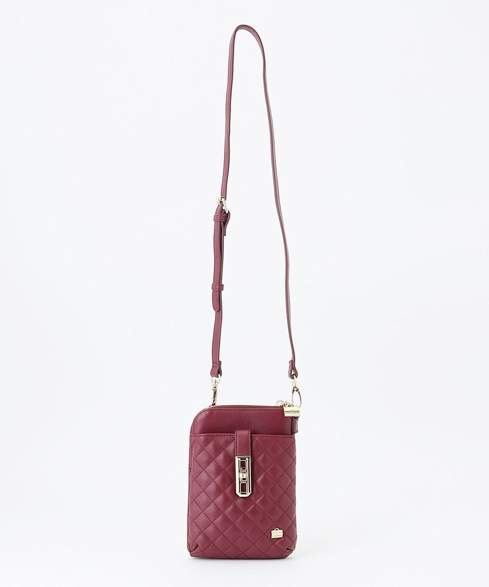 LA BAGAGERIE シープレザー　キルティングスマホショルダー 