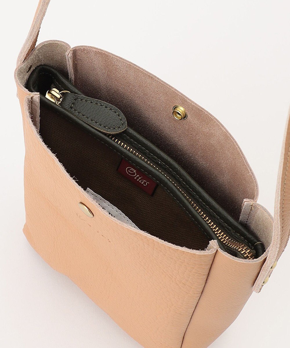 UNBILLION 【テレビ ドラマ着用アイテム】Otias シュリンクレザーショルダ－バッグ 