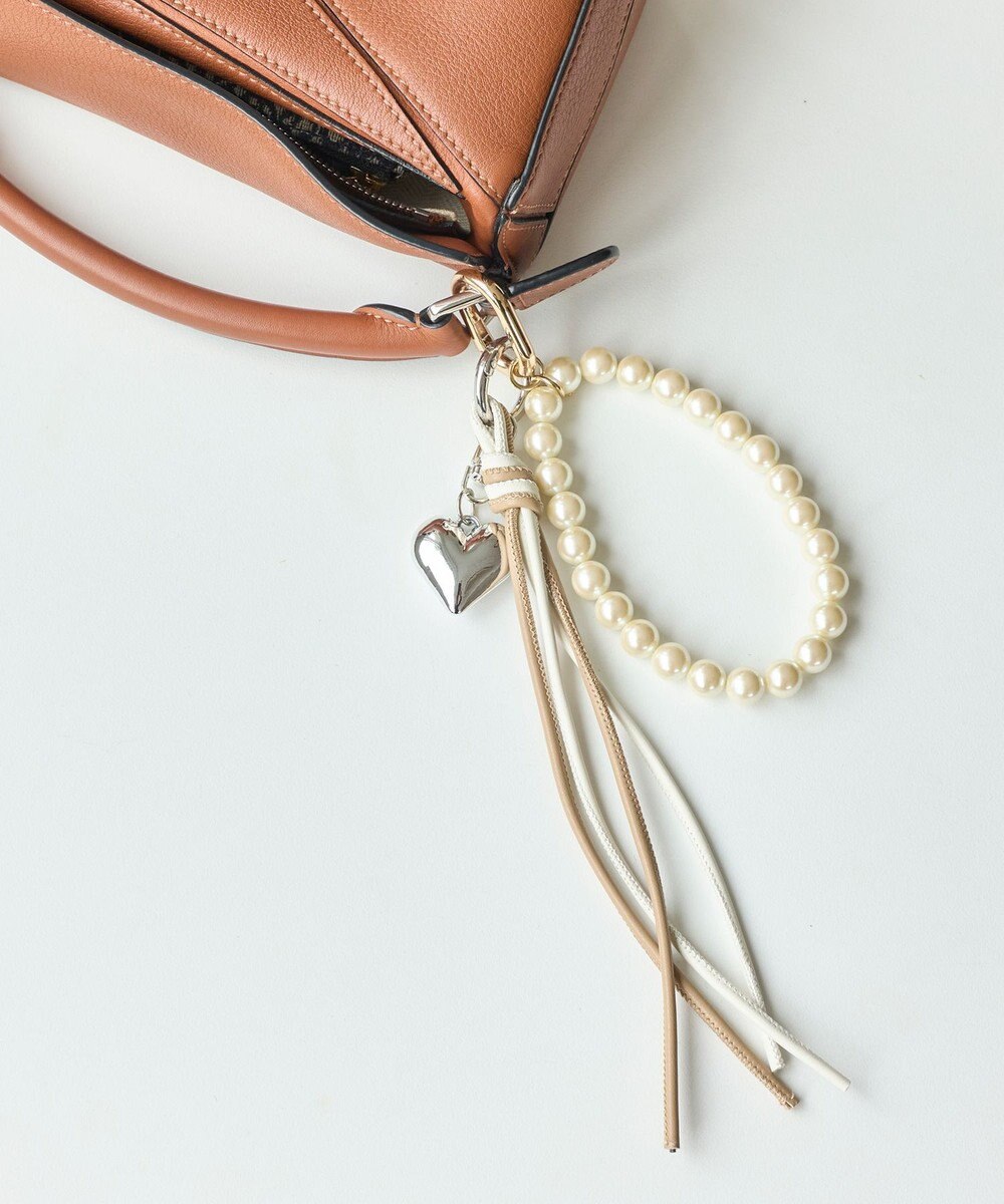 Phoebe ハートバイカラーレザーコードバッグチャーム 