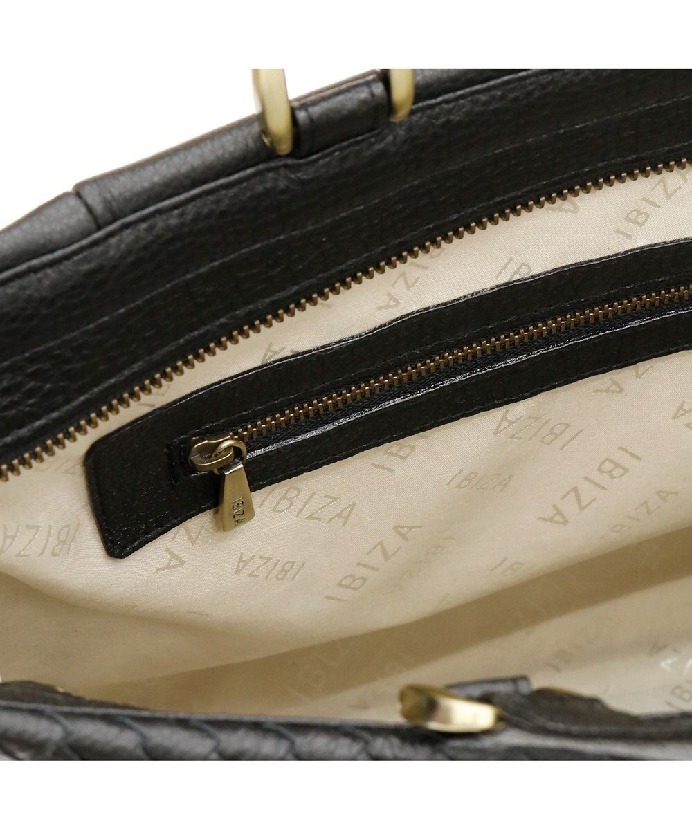 IBIZA マノ　セミショルダーバッグ 