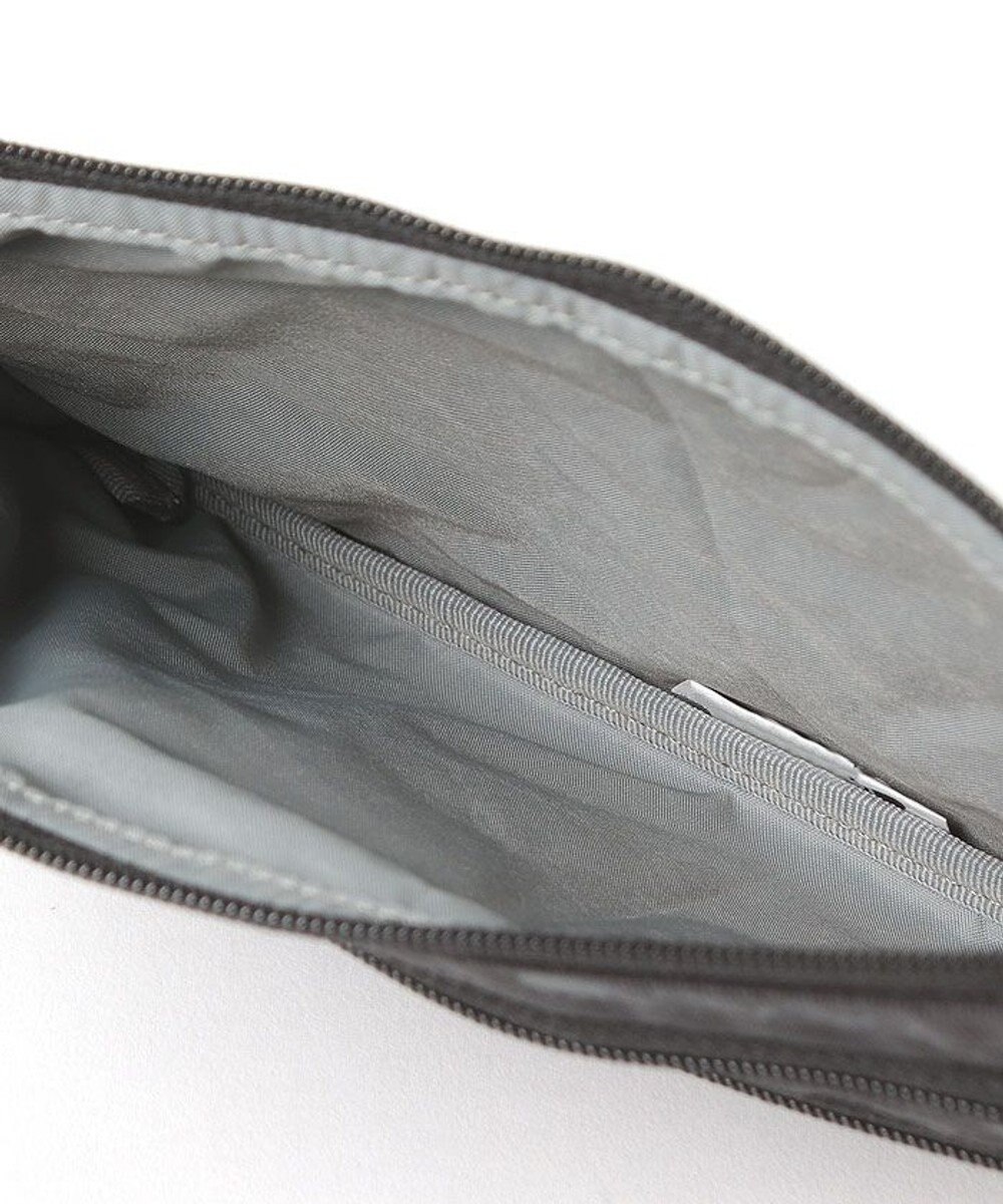 LeSportsac 3ZIP COSMETIC/リサイクルドブラックJP 