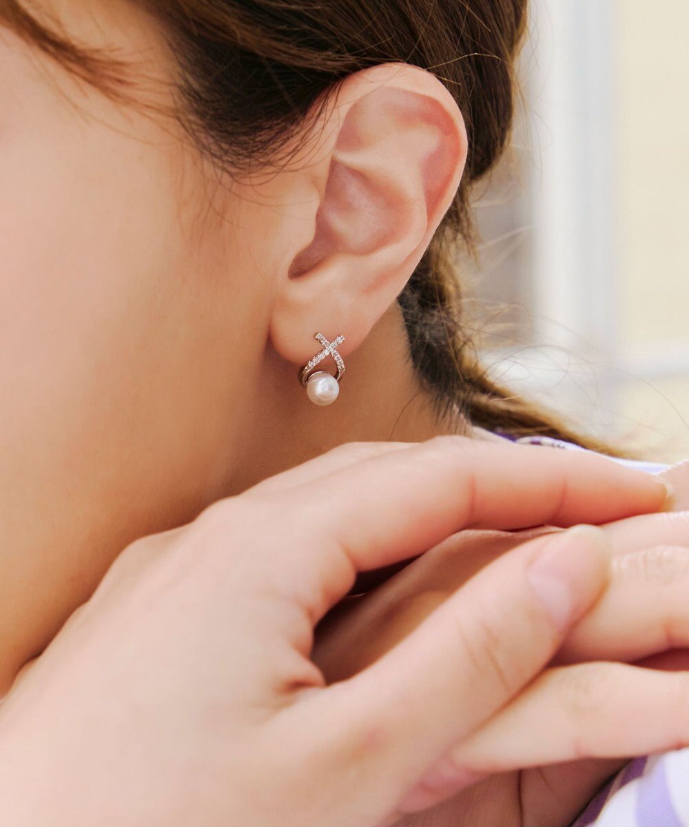 Tiaclasse 【選べる2TYPEデザイン】【金属アレルギー対応】クロスドロップピアス＆イヤリング 