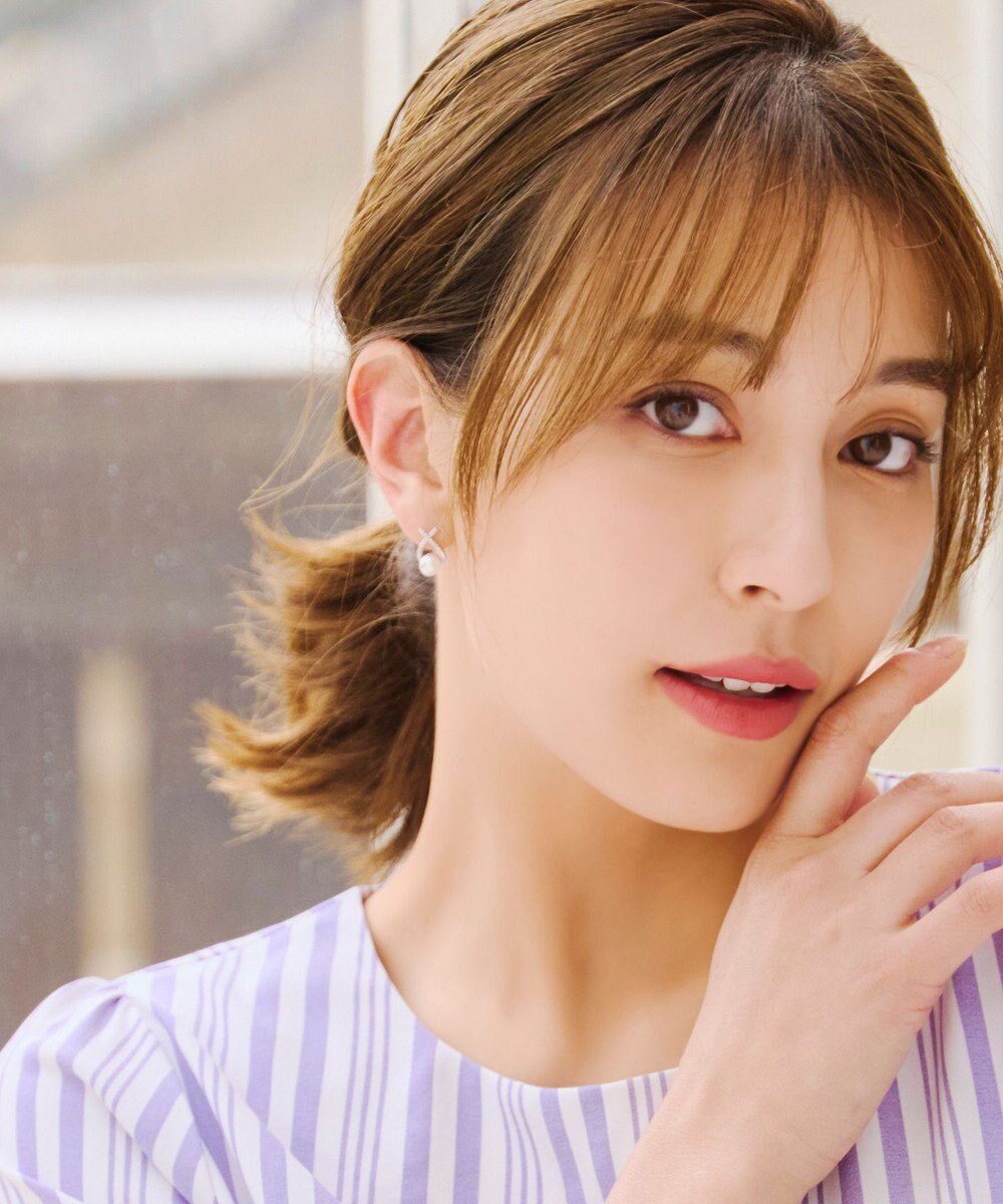 Tiaclasse 【選べる2TYPEデザイン】【金属アレルギー対応】クロスドロップピアス＆イヤリング 