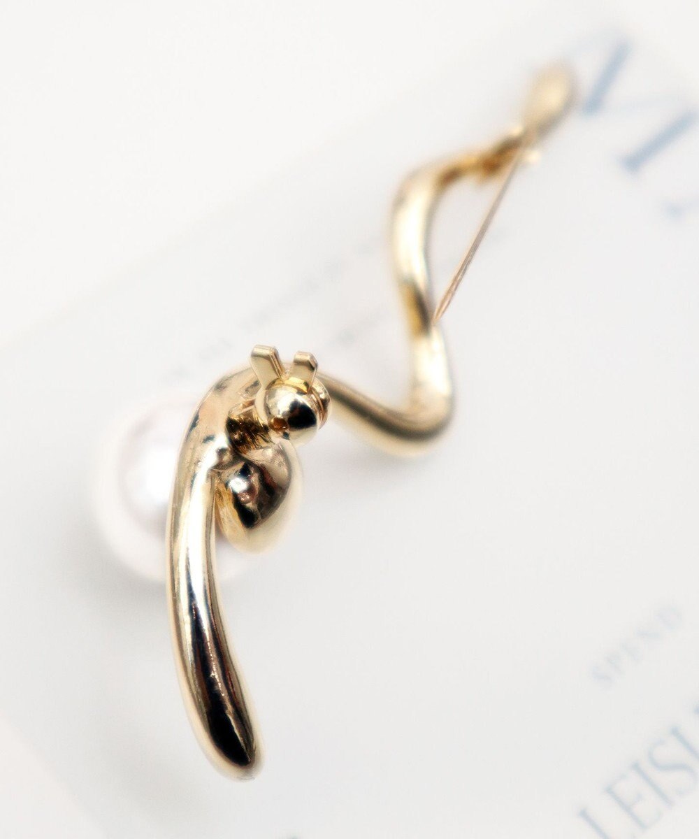 Tiaclasse パール付きニュアンスウェーブブローチ 