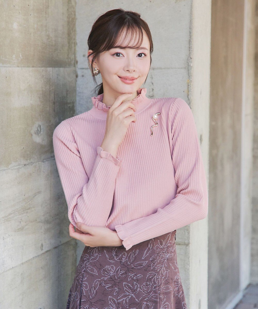 Tiaclasse パール付きニュアンスウェーブブローチ 