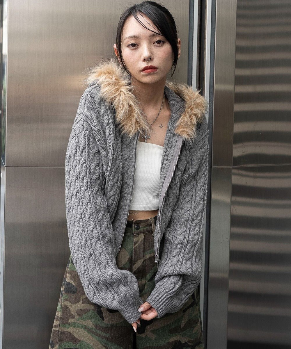 WEGO フェイクファー付きケーブルニットパーカー 