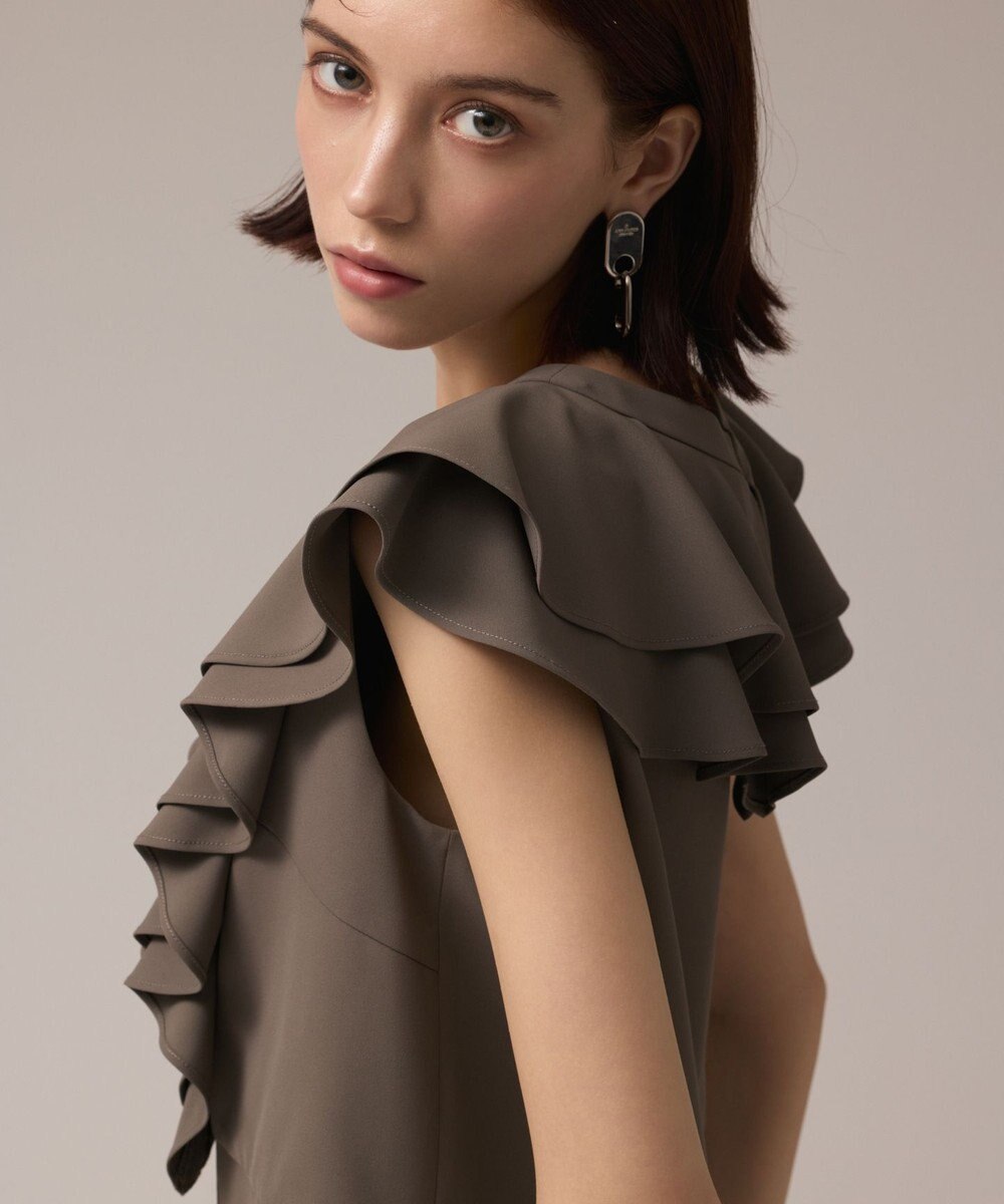 GRACE CONTINENTAL フリルサロペット 