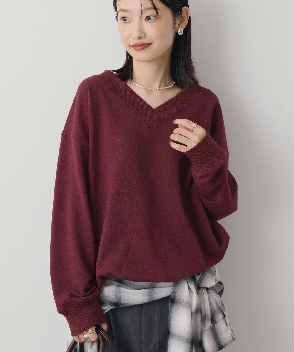 AMERICAN HOLIC Vネックワンポイントロゴスウェットプルオーバー 