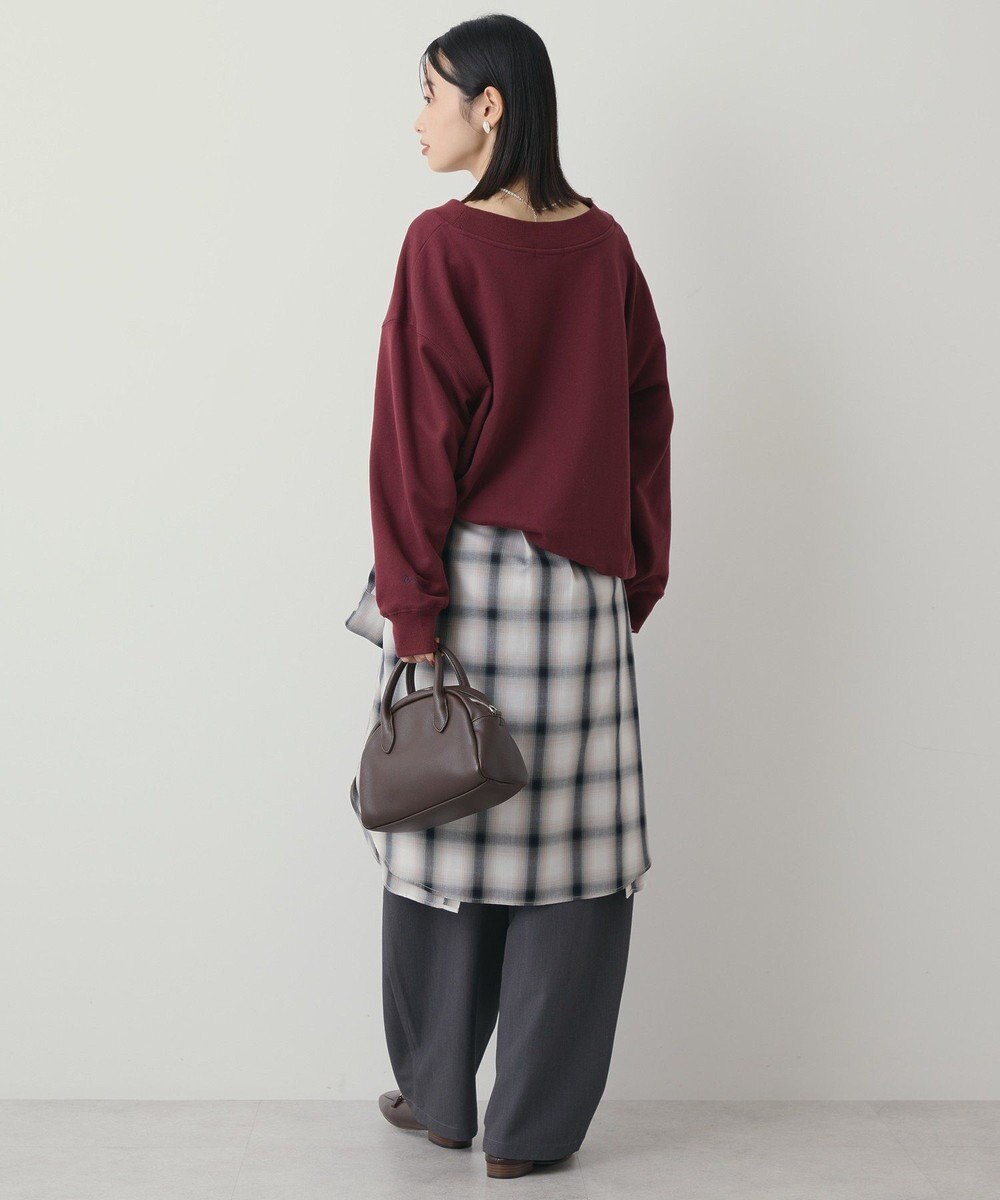 AMERICAN HOLIC Vネックワンポイントロゴスウェットプルオーバー 