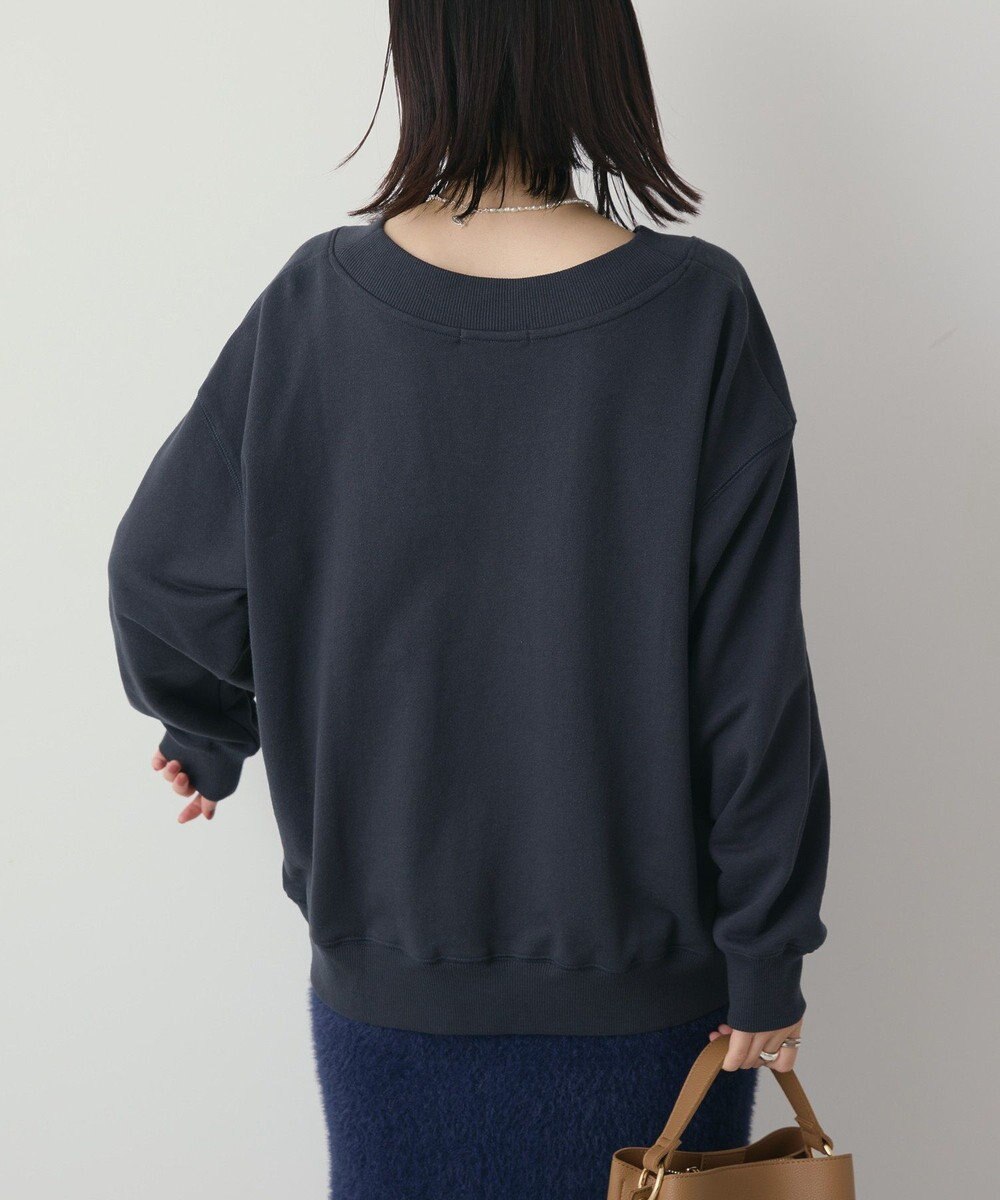 AMERICAN HOLIC Vネックワンポイントロゴスウェットプルオーバー 