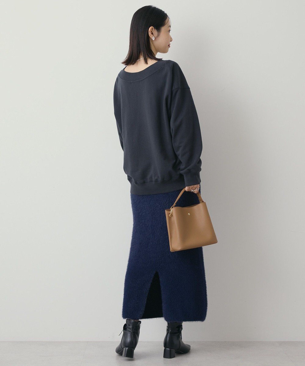 AMERICAN HOLIC Vネックワンポイントロゴスウェットプルオーバー 