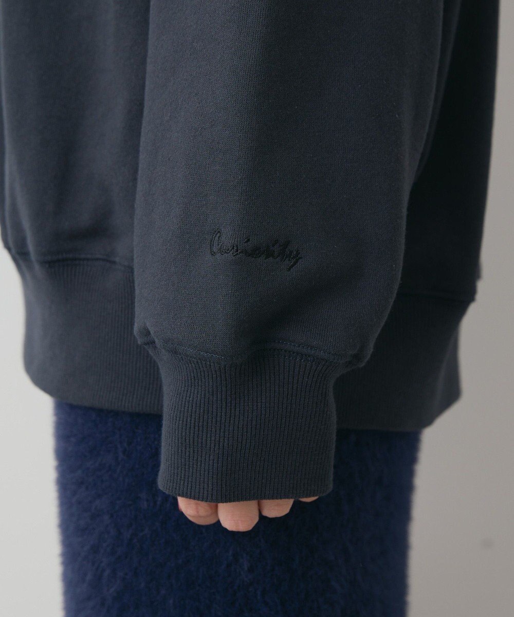 AMERICAN HOLIC Vネックワンポイントロゴスウェットプルオーバー 