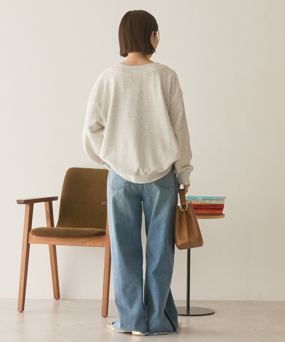 AMERICAN HOLIC Vネックワンポイントロゴスウェットプルオーバー 