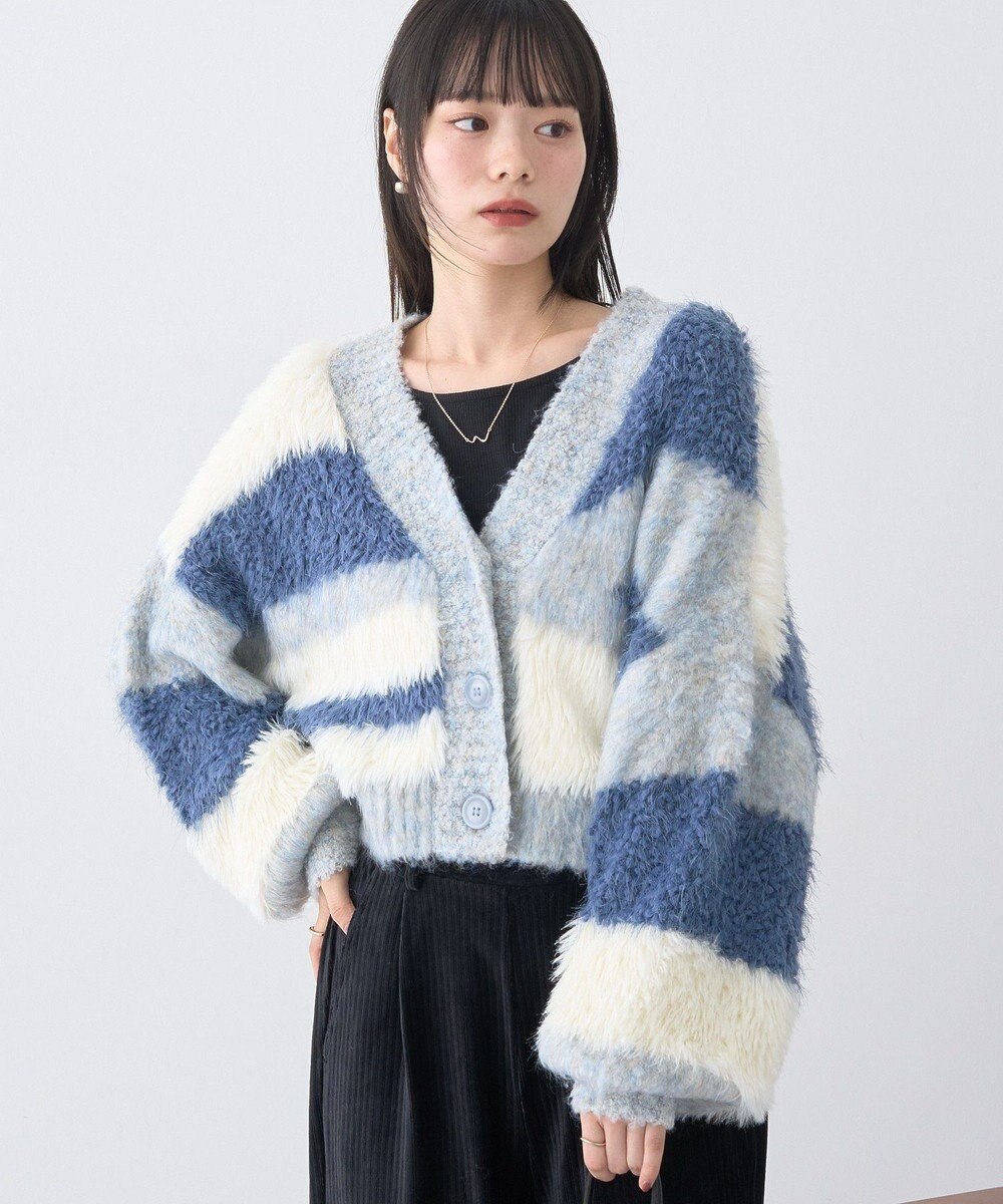 earth music&ecology ポンポンヤーンミックスインターシャカーディガン 