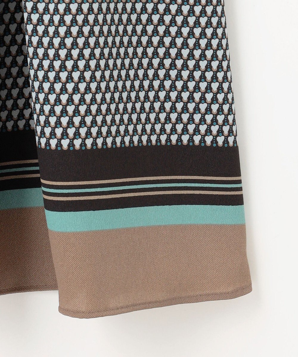 自由区 【洗える】ジオメトリックハートプリント スカート 