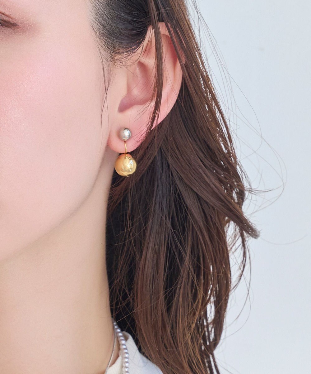 Phoebe バックモチーフイヤリング　コンビメタル 