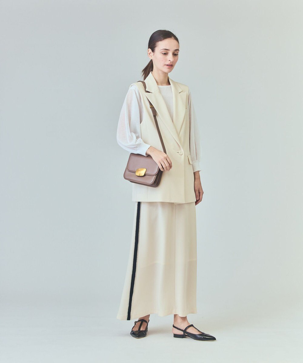 GRACE CONTINENTAL トリアセテーラードジレ 