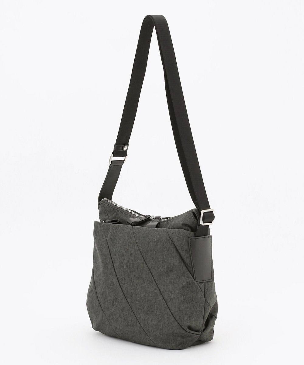 Y'SACCS ストリームラインショルダー 